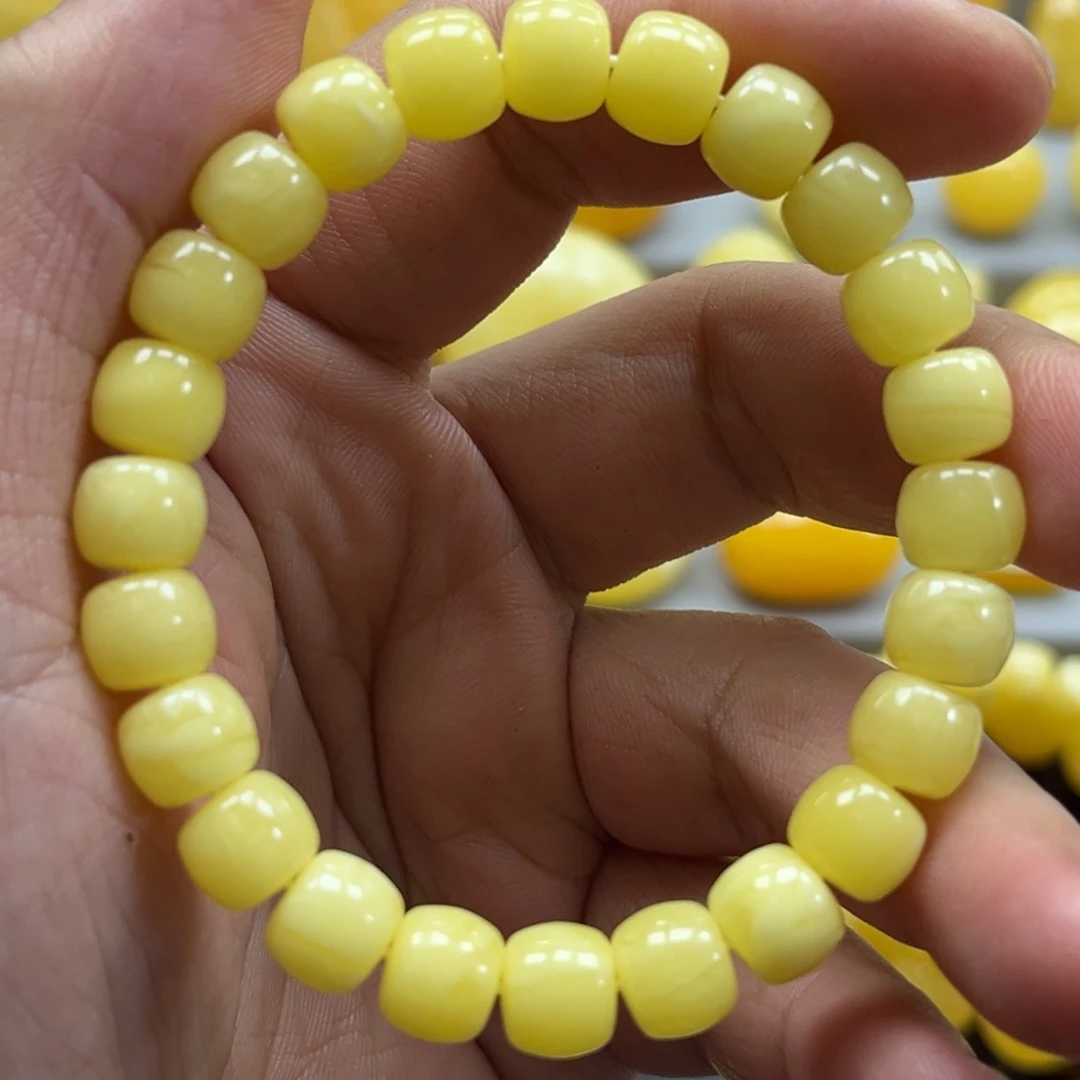 蜜蜡未镶嵌珠宝奇石