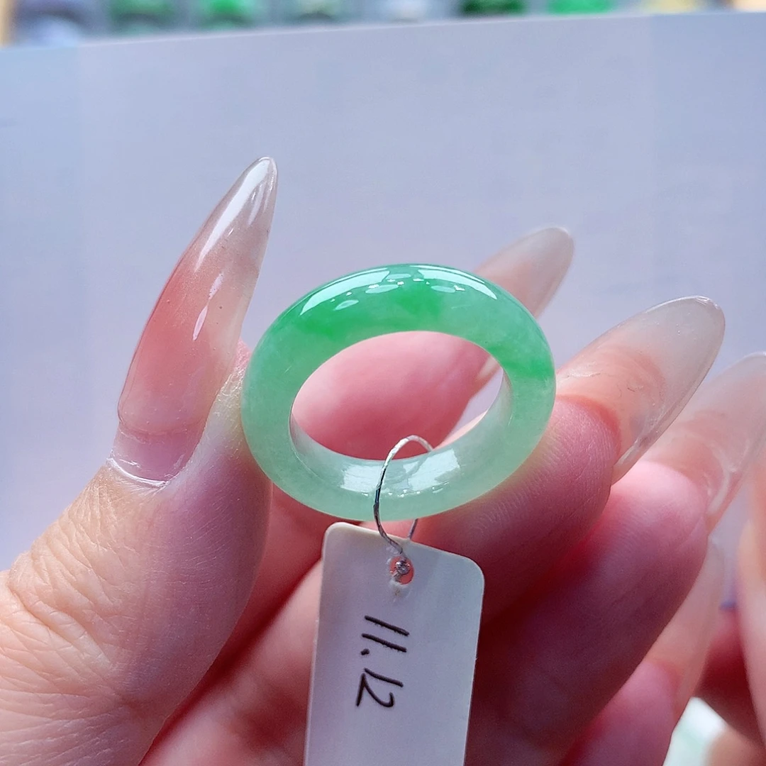 翡翠未镶嵌戒指缅甸A货