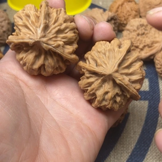 吊坠文玩核桃秦王三棱