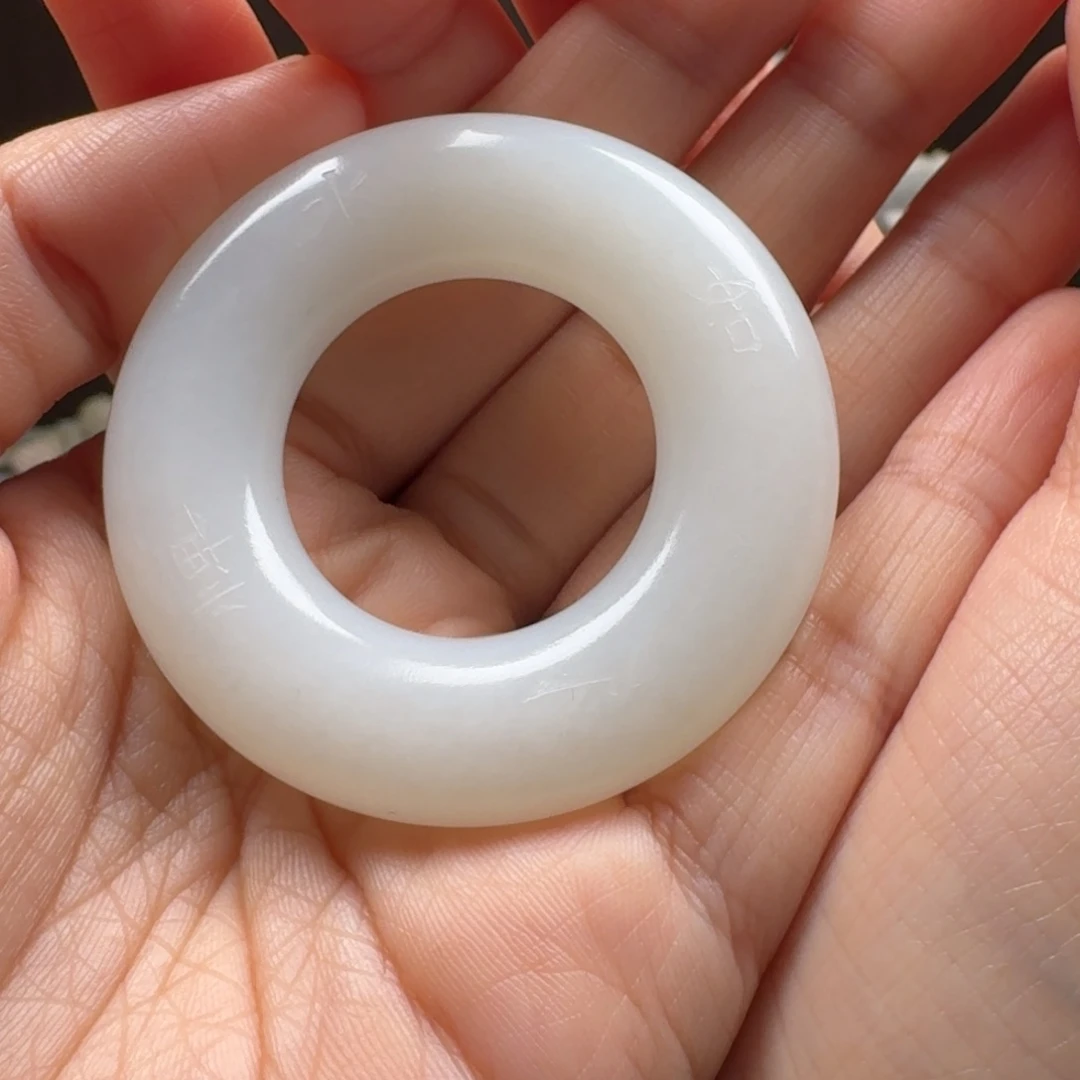 和田玉颈饰未镶嵌靐*