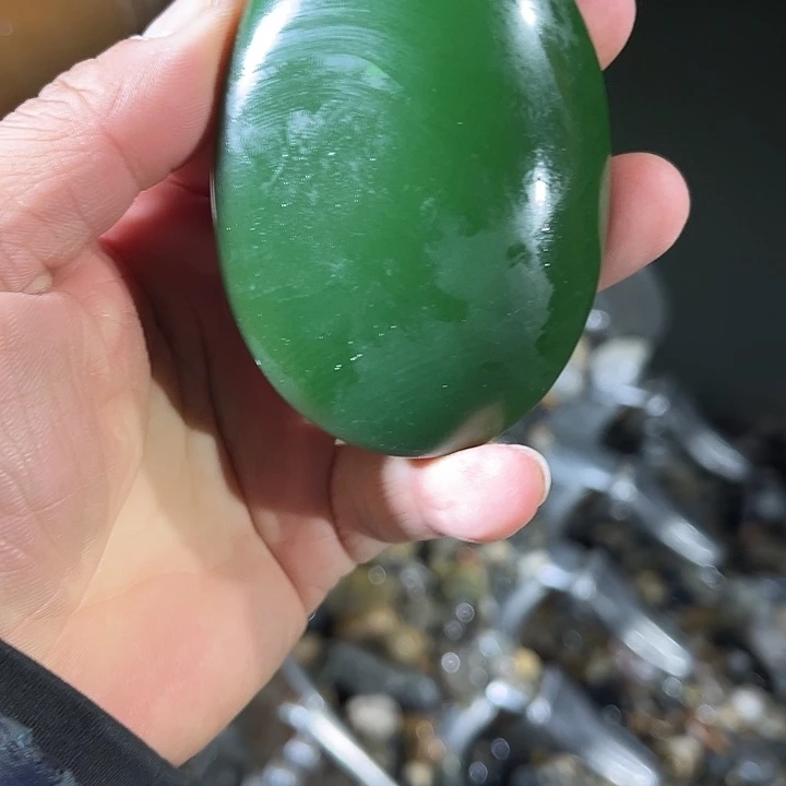 和田玉（糖玉）未镶嵌珠宝奇石