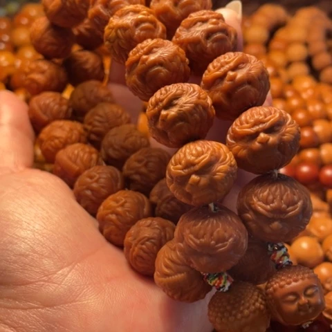 手串猴头核桃我***哥舞台