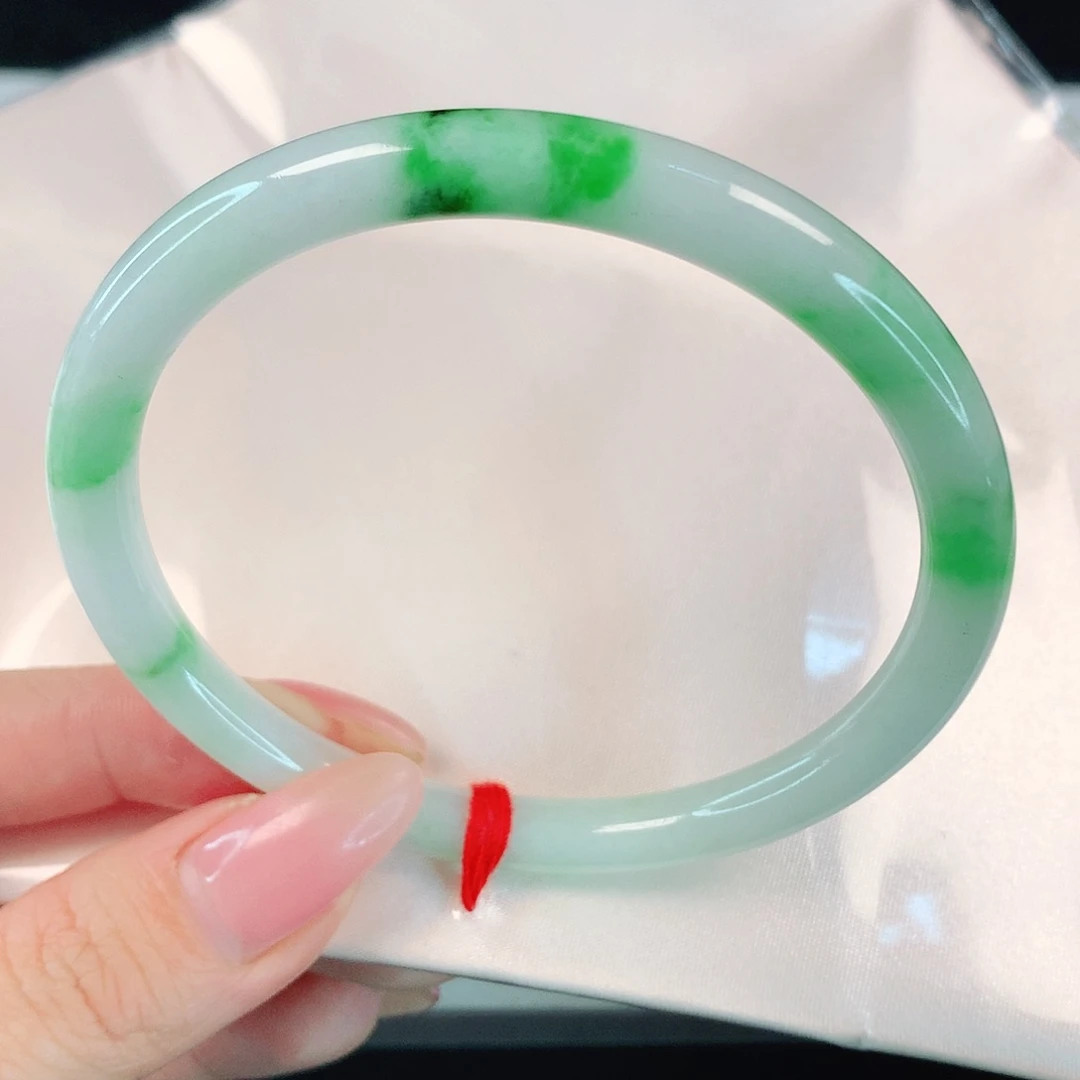 翡翠手镯未镶嵌5121翡翠