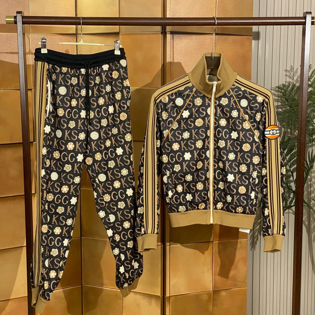 全新未使用 GUCCI/古驰 ks双环徽标满logo夹克外套/xs码/20611