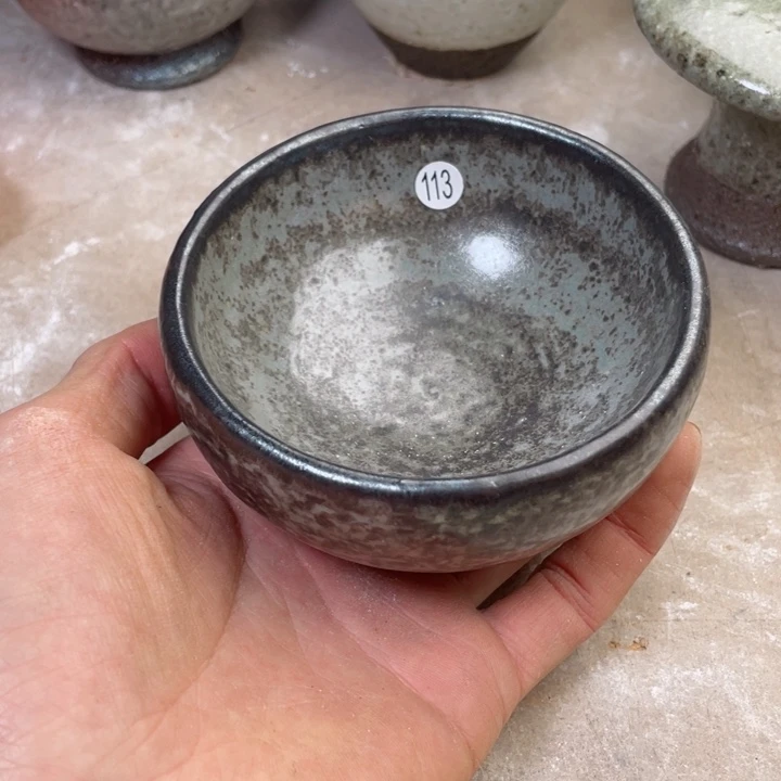 茶盏盏灯的颜色是蓝色的还是蓝色