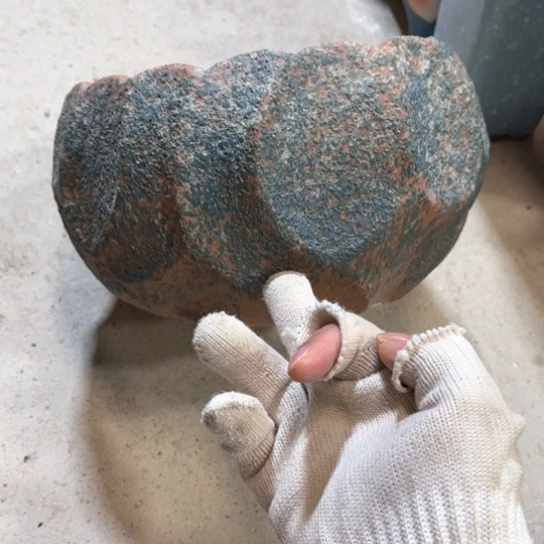 罐默认微瑕，有孔编号17-34