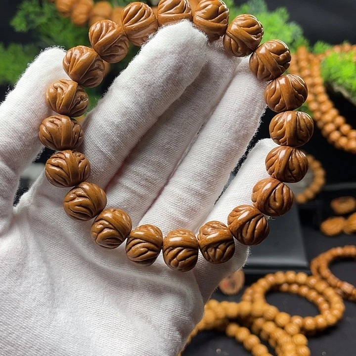 桃核吊坠秦岭龙纹桃核