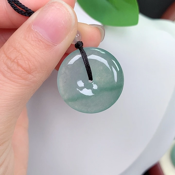 颈饰未镶嵌翡翠25-5.7mm