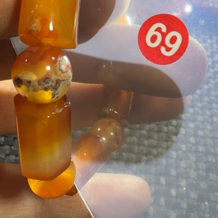 笨***孩玛瑙/玉髓未镶嵌颈饰