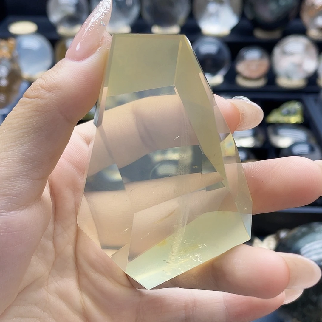 水晶未镶嵌珠宝半成品