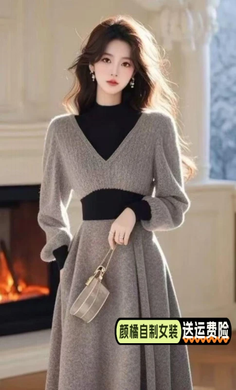 高级感设计小众高领假两件针织毛衣连衣裙2025冬季新款收腰长裙子