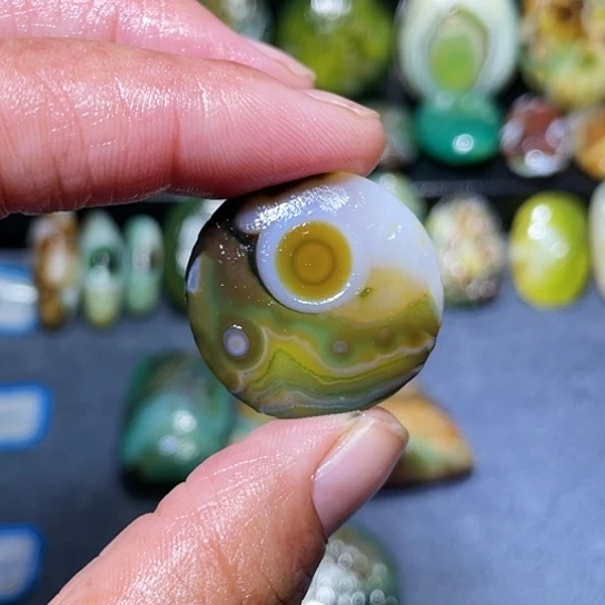 【闪购商品】未镶嵌玛瑙/玉髓珠宝奇石