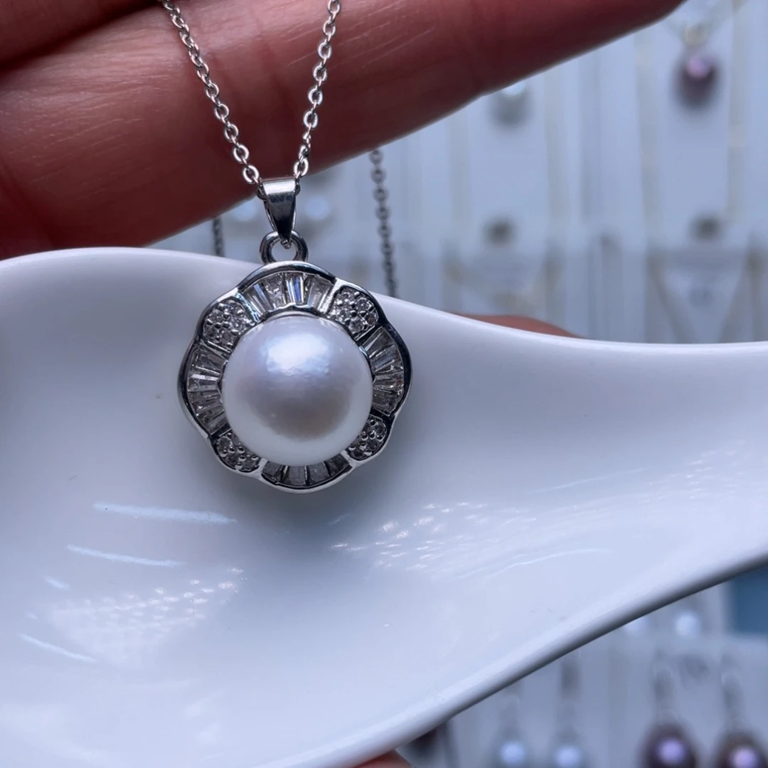 未镶嵌颈饰淡水珍珠