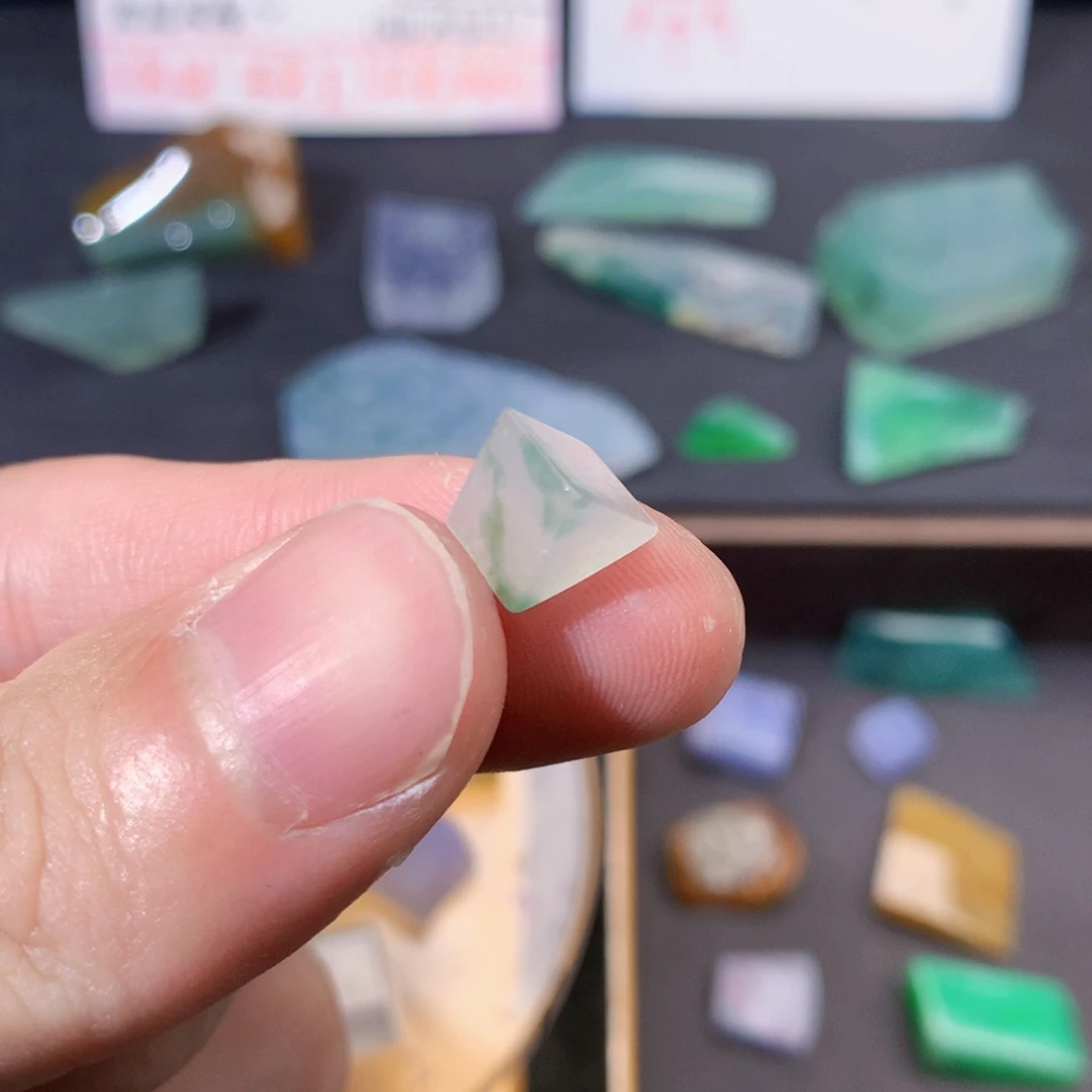 未镶嵌定制翡翠15
