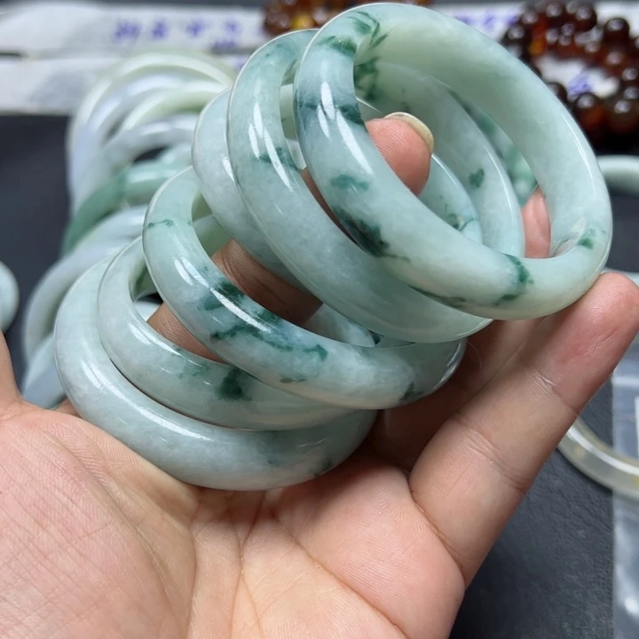銘***淀定制翡翠未镶嵌翡翠