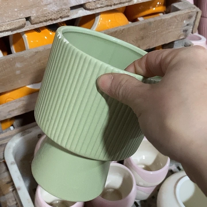 摆件陶陶盆有孔 瑕疵介意勿拍