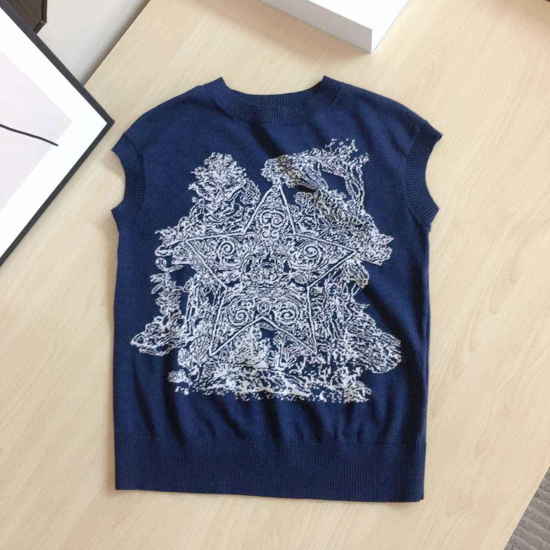 2025夏学院风刺绣圆领小飞袖针织背心