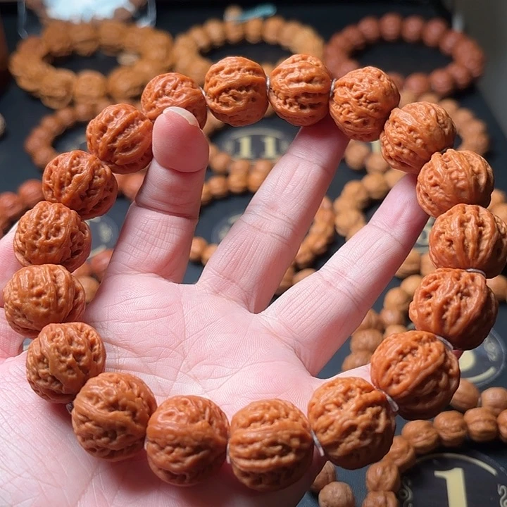 文玩核桃手串野生