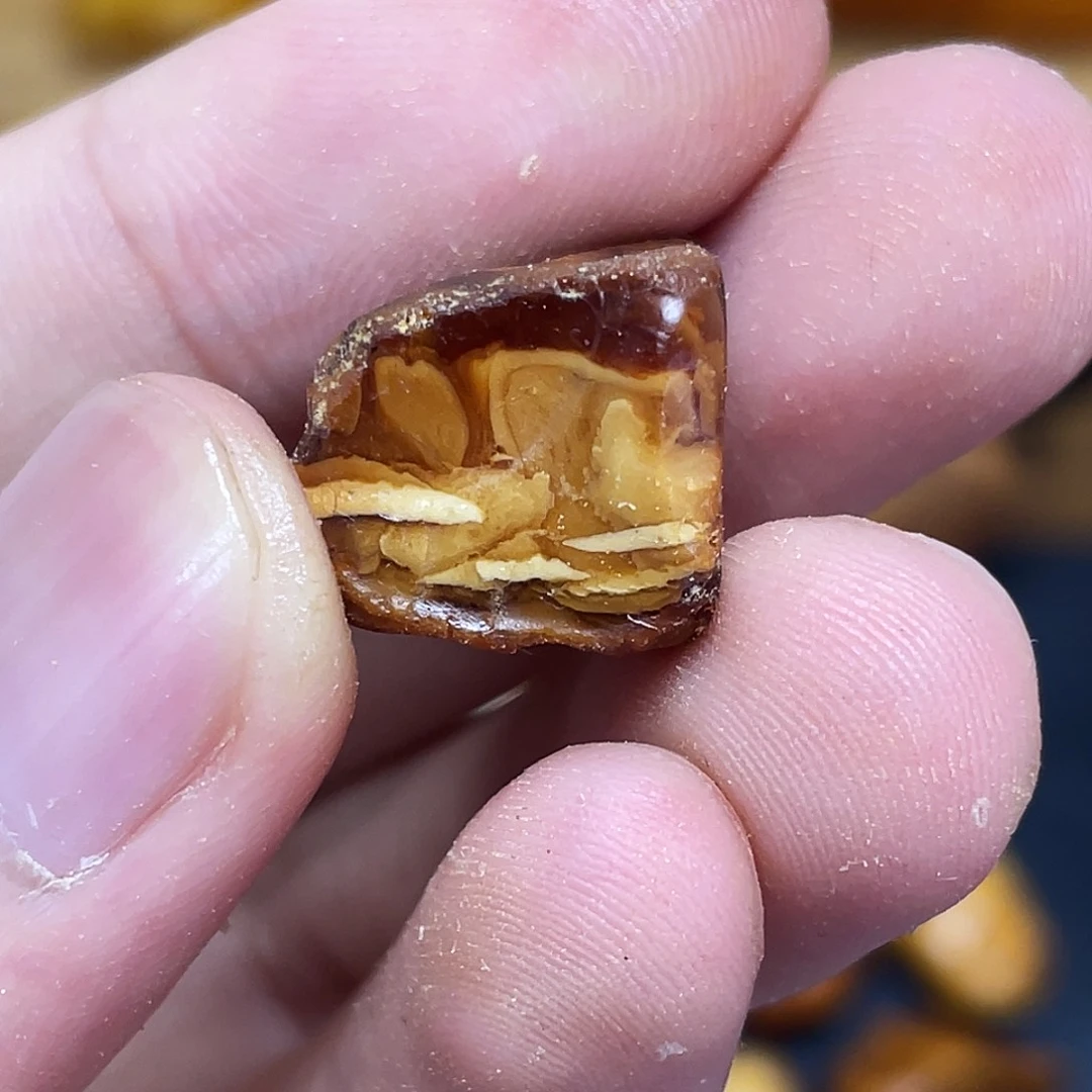 定制琥珀未镶嵌定制