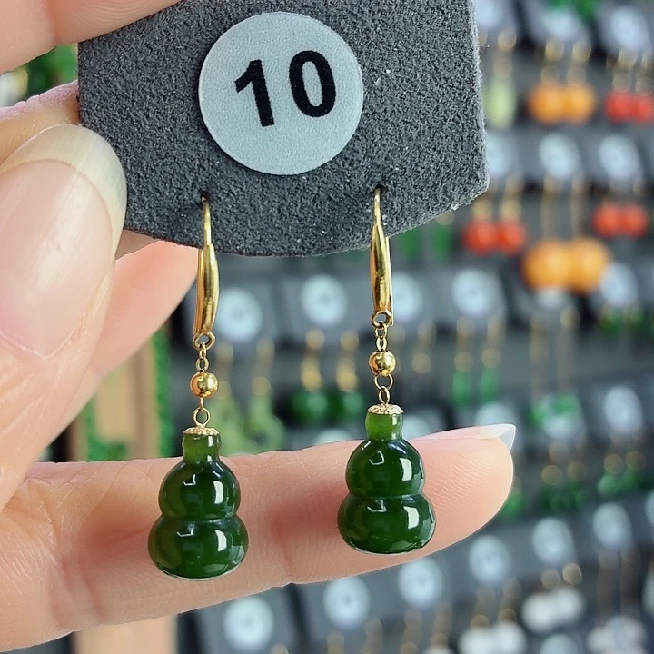 和田玉18K金镶嵌耳饰