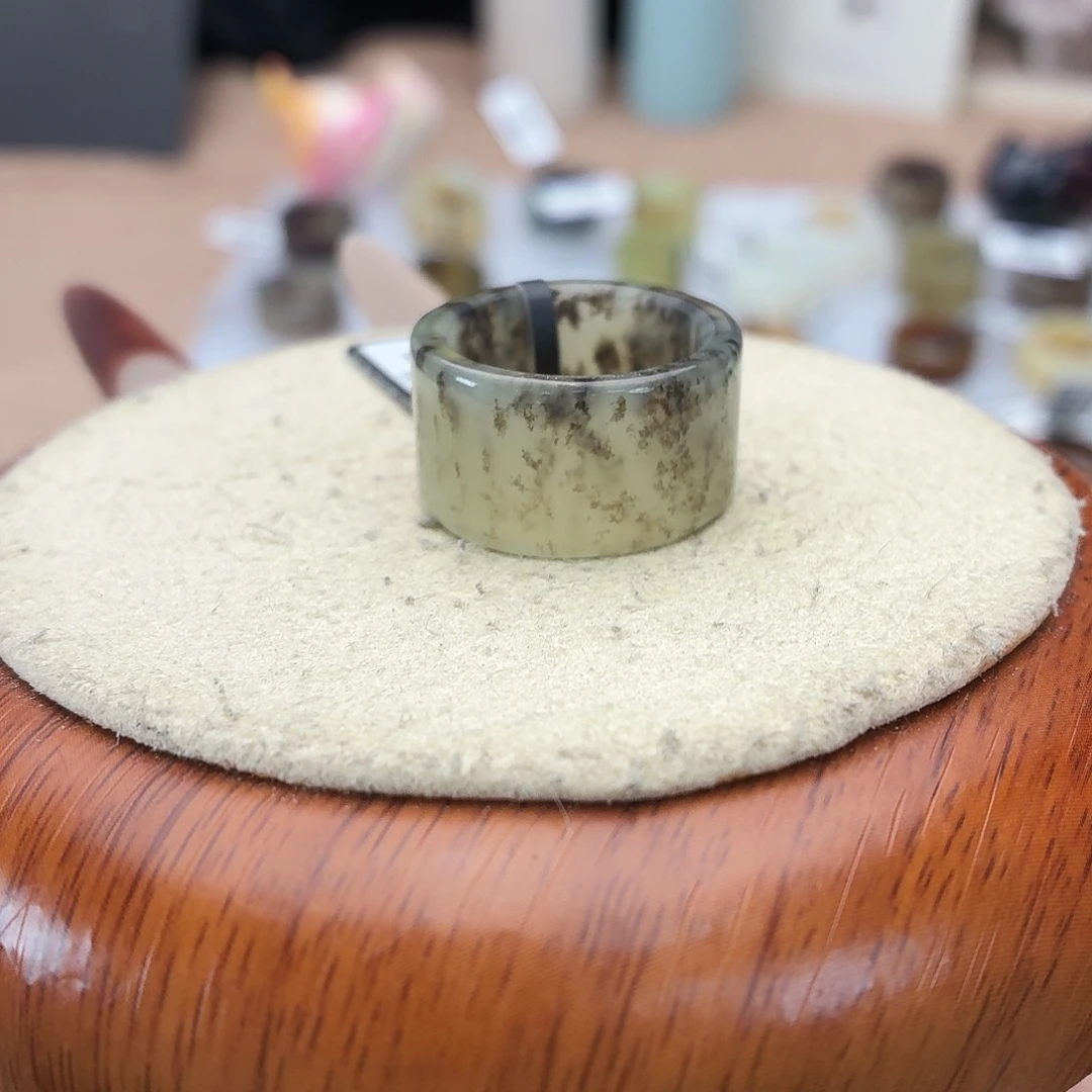 未镶嵌戒指和田玉c101青花圆切17.3不退换