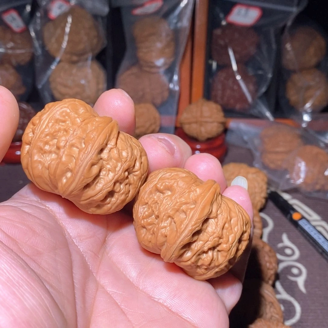 文玩核桃把件成**天元宝