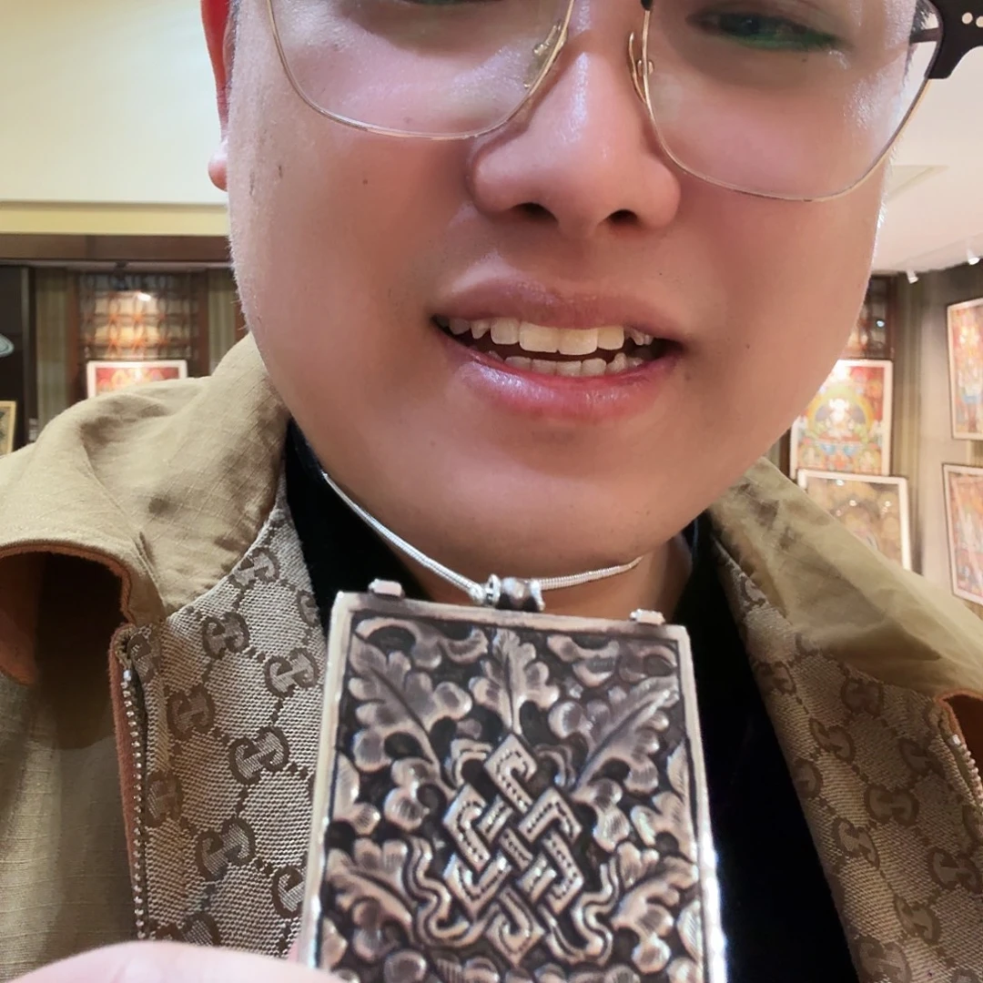 b***e吊坠发发发发发发发发发发