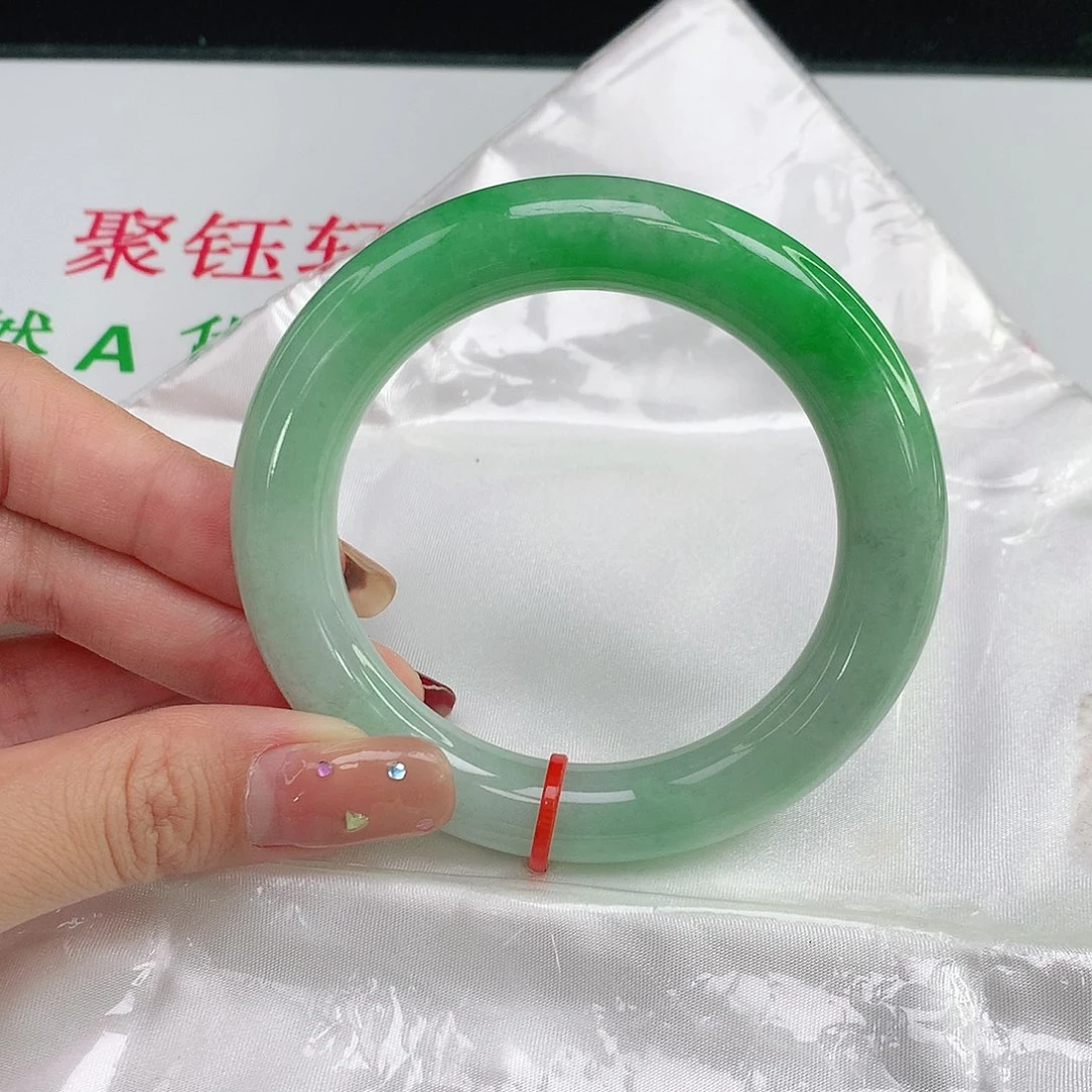 未镶嵌手镯翡翠 835