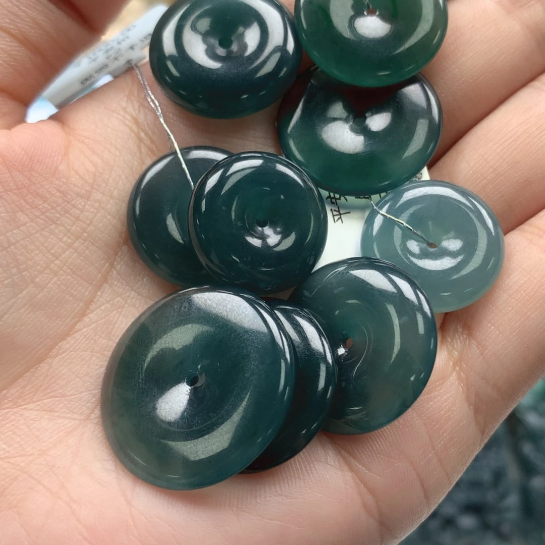 未镶嵌定制翡翠瘦***王天然翡翠