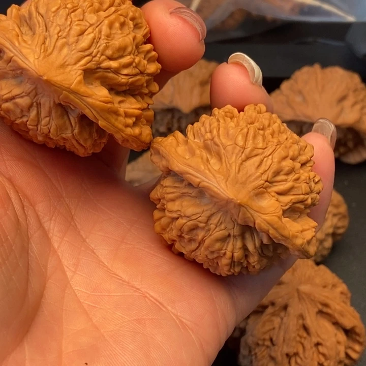 华***哥吊坠文玩核桃官帽