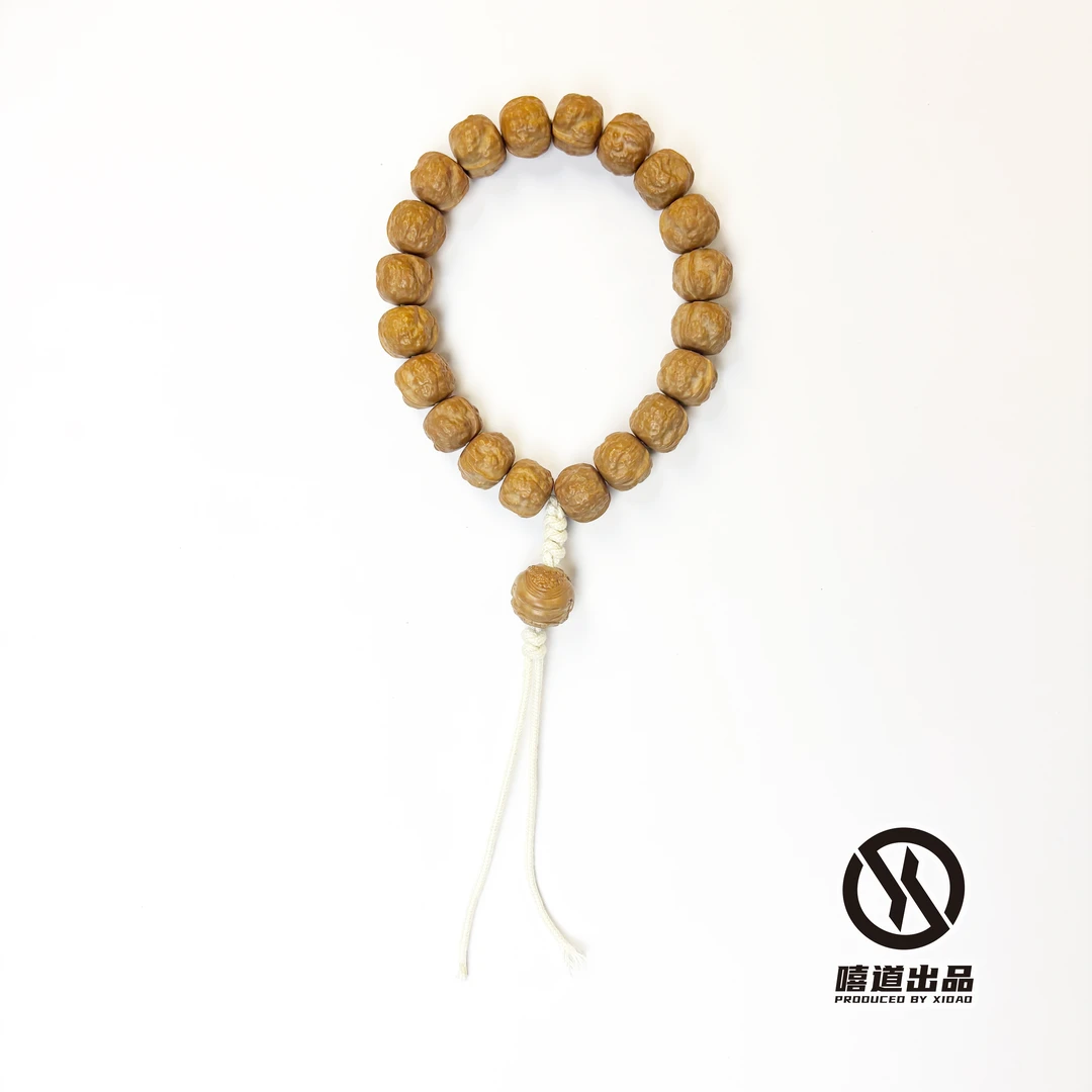 全品【禅宗】手持核桃，全品无瑕疵，走色块，油色足