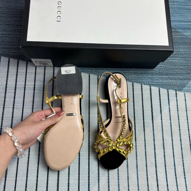 未使用 GUCCI/古驰 金色高跟凉鞋三五码