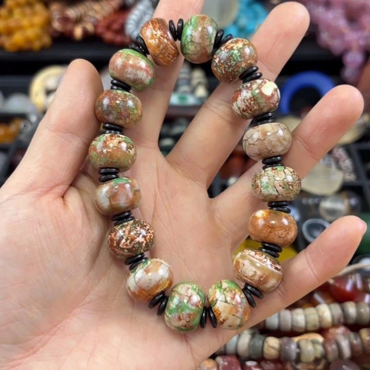 黑***鹅玛瑙/玉髓未镶嵌颈饰