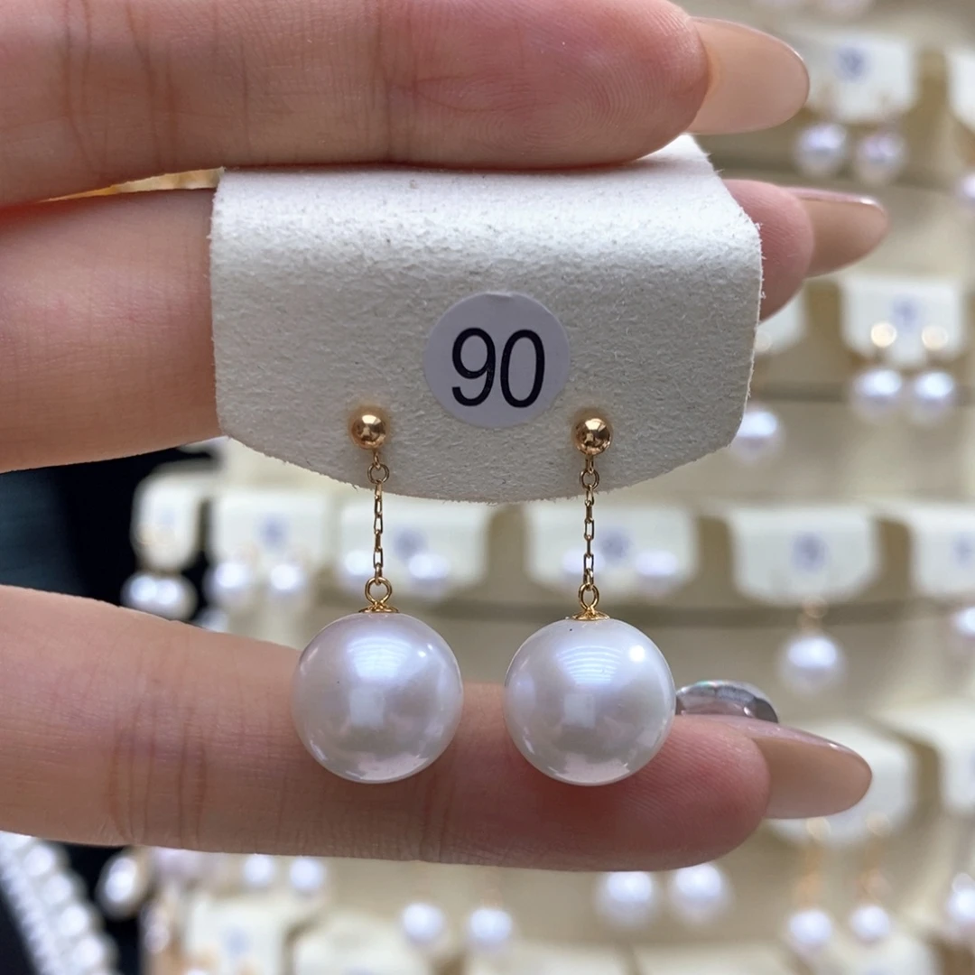 18K金镶嵌淡水珍珠耳饰