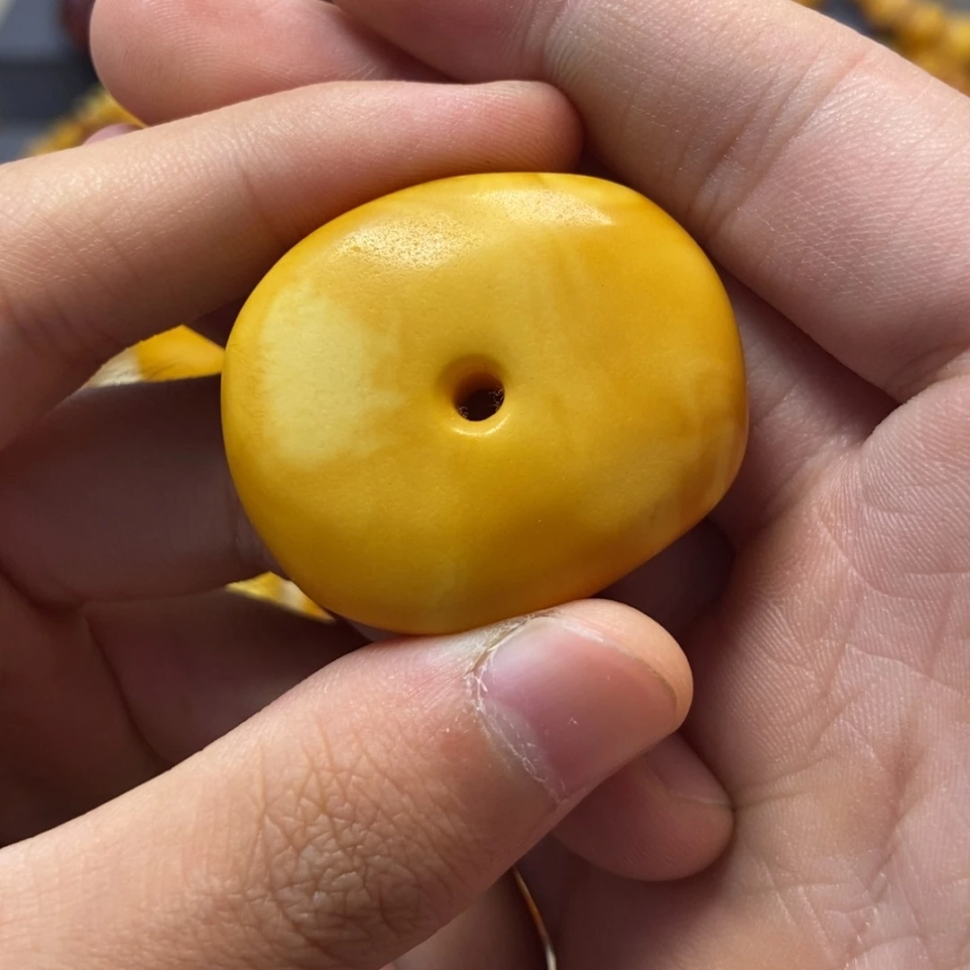 未镶嵌琥珀珠宝奇石