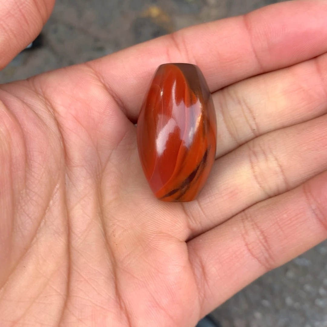 南红玛瑙挂件未镶嵌