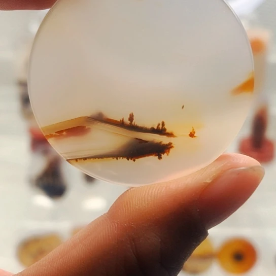 玛瑙/玉髓未镶嵌颈饰