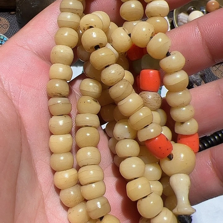 玻璃颈饰我是不是应该