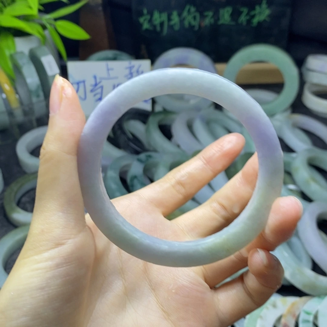紫***絮未镶嵌手镯定制翡翠
