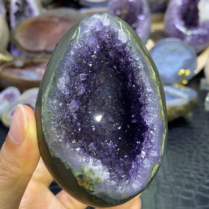 紫晶恐龙蛋未镶嵌水晶