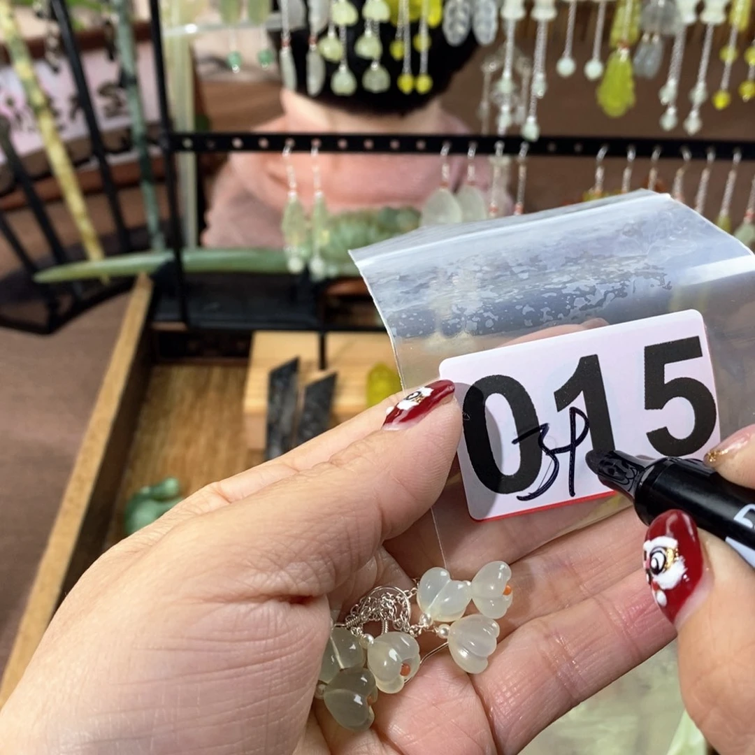 蛇纹石玉玉簪合金谦*