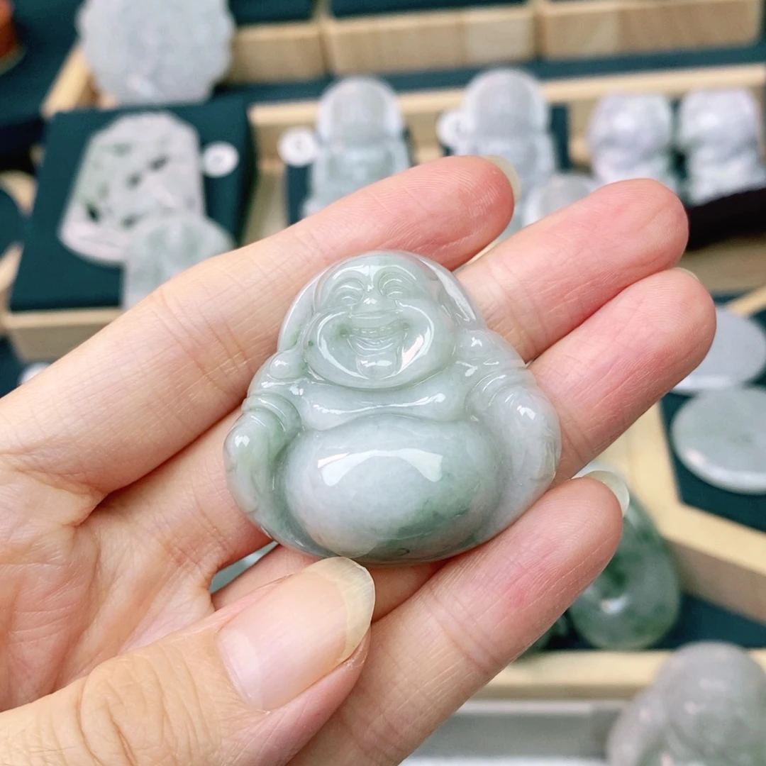颈饰未镶嵌翡翠佛公
