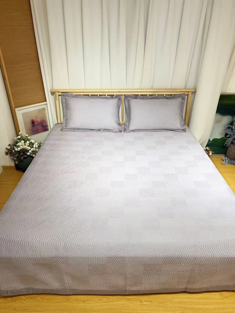 巨贵 巨好！奢丽剪绣烧花长绒棉床盖三件套245*250微瑕疵～K924