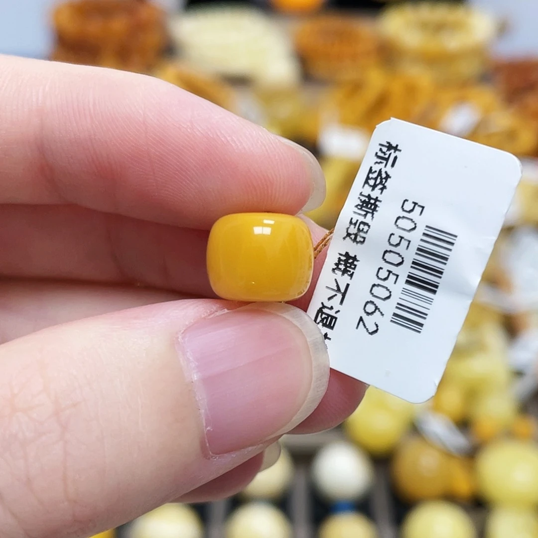 未镶嵌蜜蜡珠宝奇石老型珠鸡油黄10.3m m