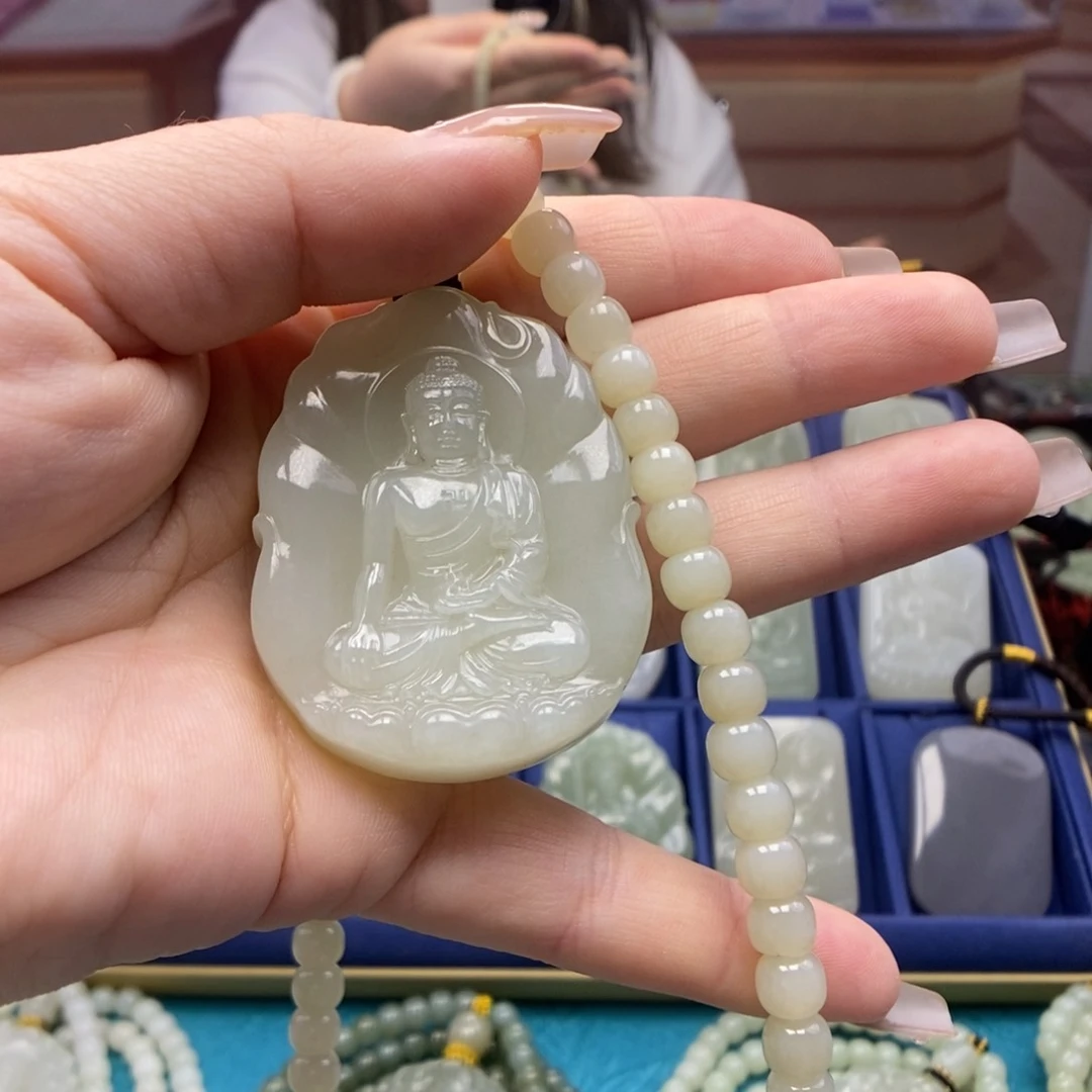 和田玉玉佛颈饰未镶嵌陌*