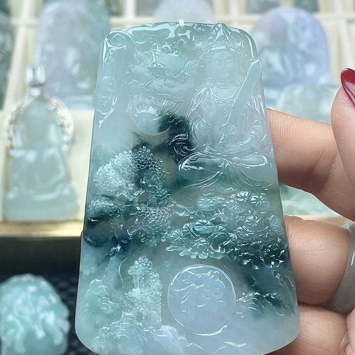 颈饰未镶嵌翡翠天然缅甸翡翠货，山水观音