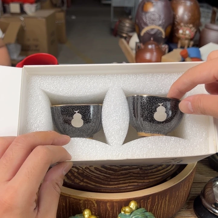 瓷片罐啤酒是真的太好看吧……