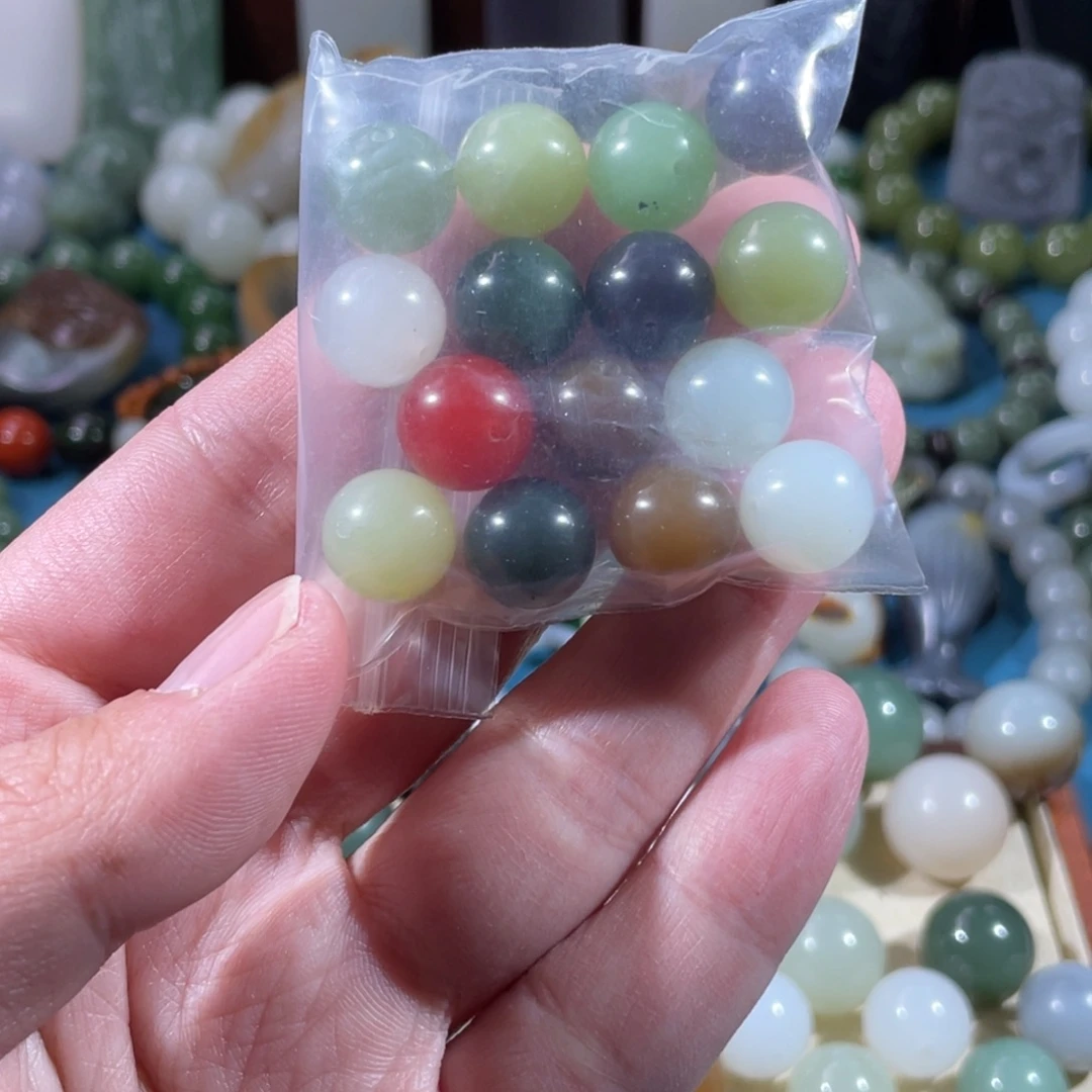 *****和田玉未镶嵌挂件