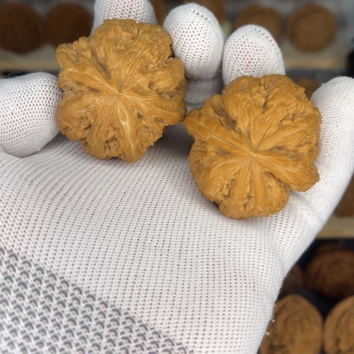 吊坠文玩核桃44全品大粗筋