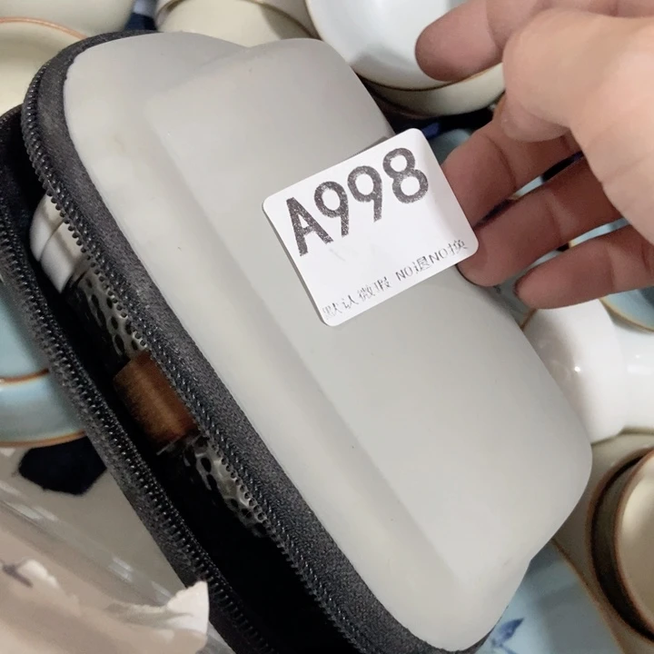 川**竹茶具微瑕，介意勿次